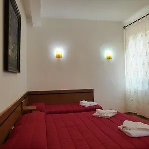 San Paolo 3*, Ferrara Italy
